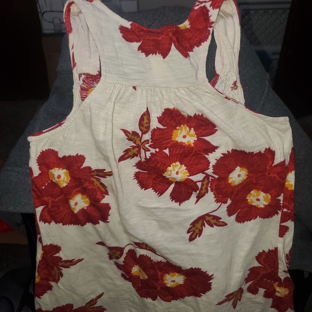 Cute Floral Racerback Tank Top - Picture 3 of 6